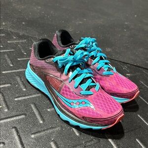 Saucony Women's Pink and Blue Running Shoes